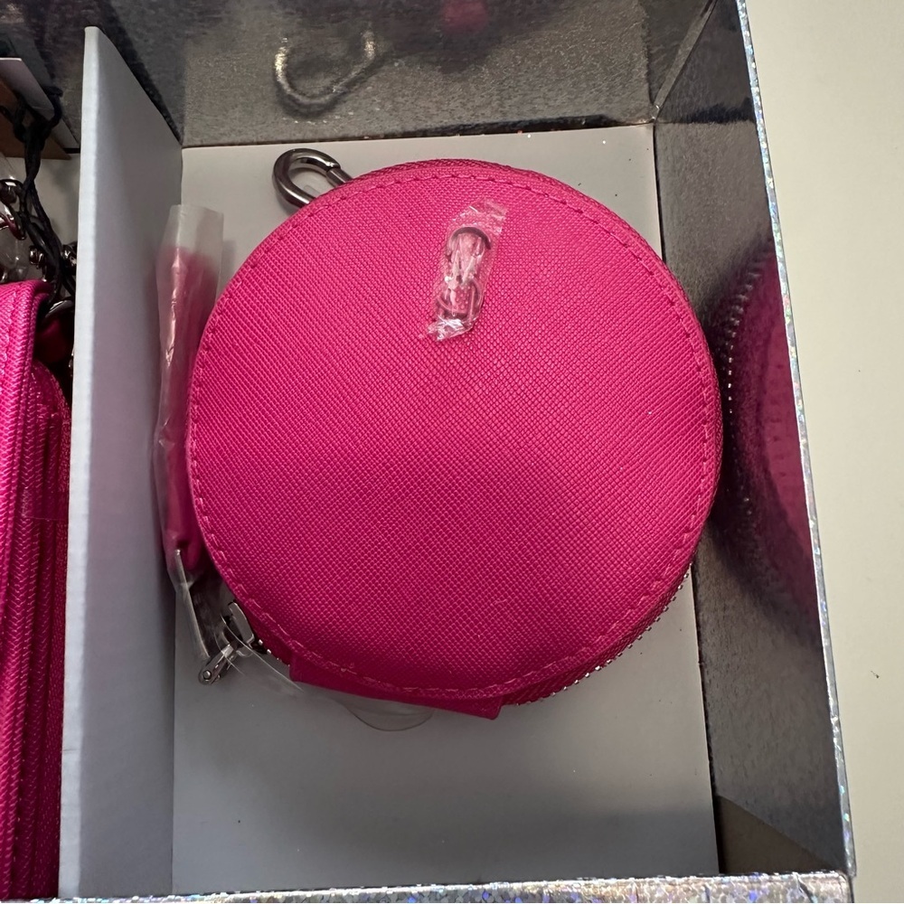 NEW IN BOX Steve Madden Boxed Carina Crossbody Wallet & Coin Purse Set Hot Pink - Picture 3 of 7